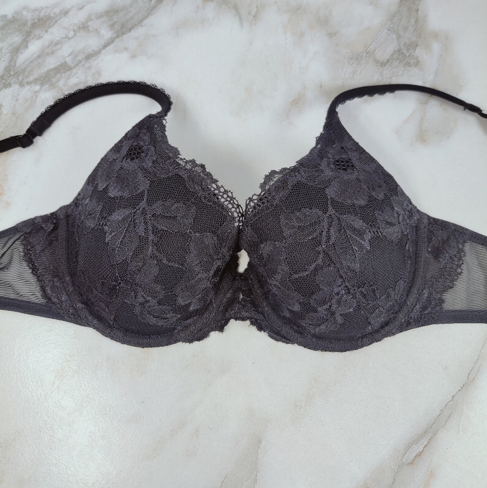 Victoria's Secret Body by Victoria Black Lace Lined Perfect Coverage Bra, Sz 34C